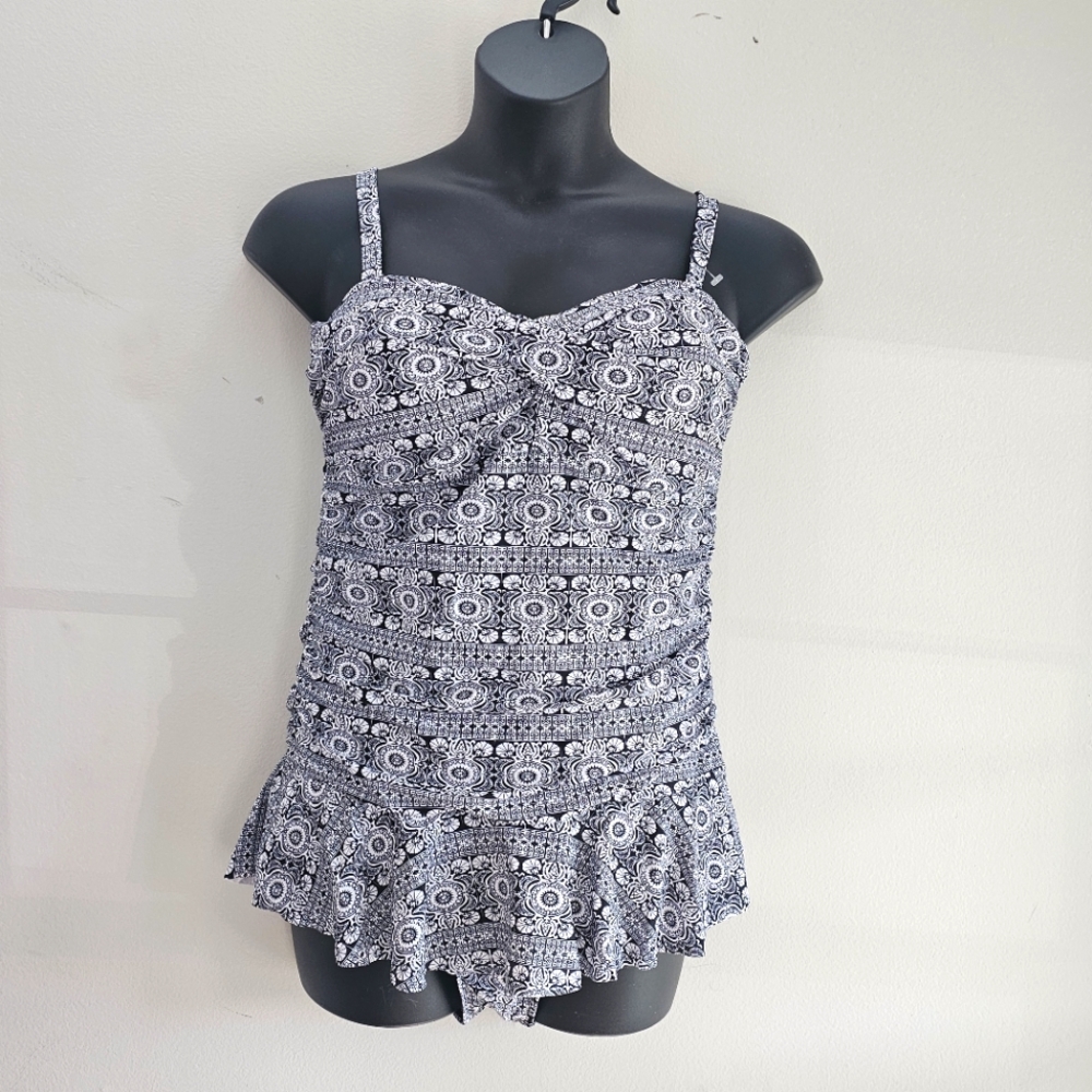 NWT Biki USA Black & White Print Skirted One Piece Swimsuit